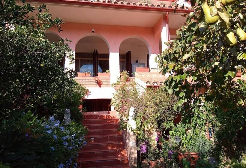 민박 Villa Corrias