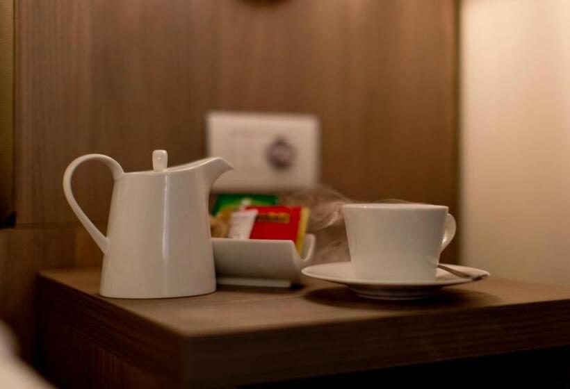 여관 Villa Carolina Resort