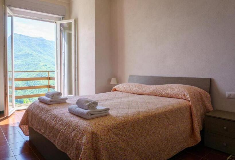 ホテル Albergo Ristorante Payarin