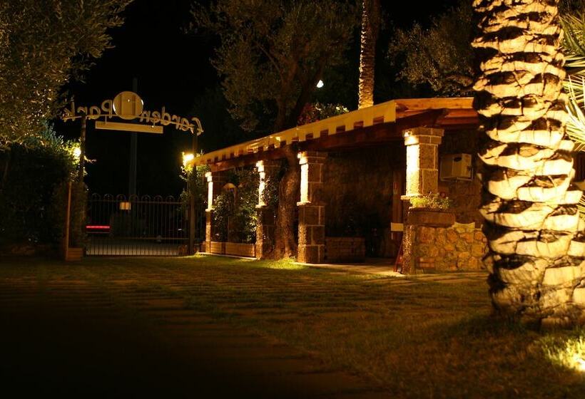 استراحتگاه Villaggio Garden Park