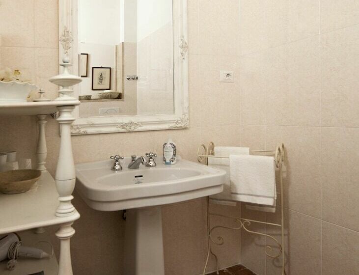 تختخواب و صبحانه Villa Irene