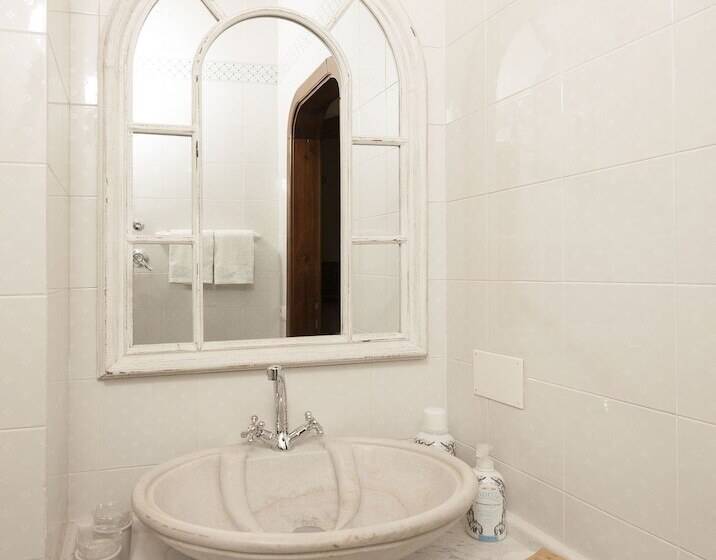 تختخواب و صبحانه Villa Irene