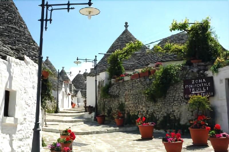 پانسیون Trulli Resort Monte Pasubio