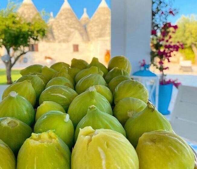 پانسیون Trulli Resort Monte Pasubio