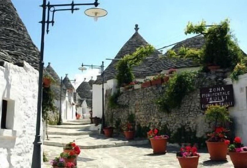 پانسیون Trulli Resort Monte Pasubio