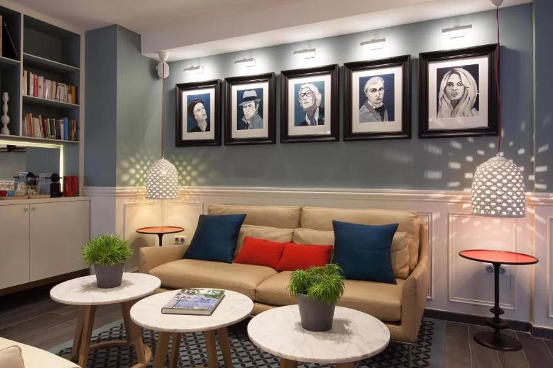 Fotos del hotel Hôtel Des 3 Poussins:  13