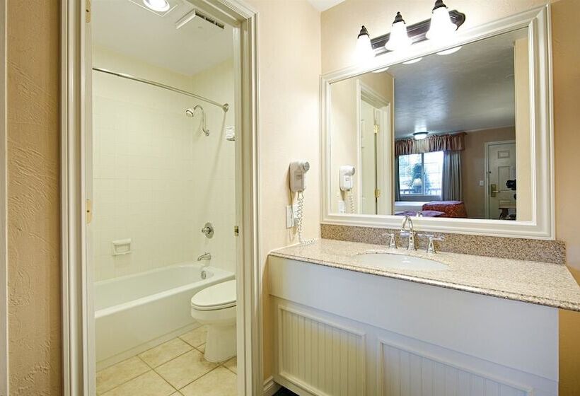 هتل Best Western Country Lane Inn