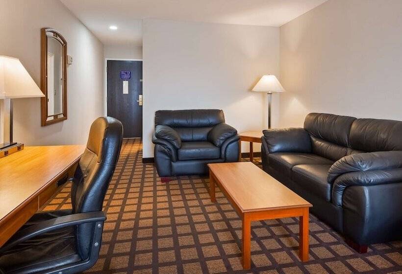 هتل Best Western Inn & Suites  Midway Airport