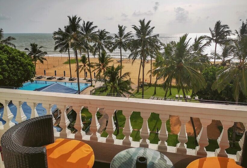 Fotos del hotel Camelot Beach:  23