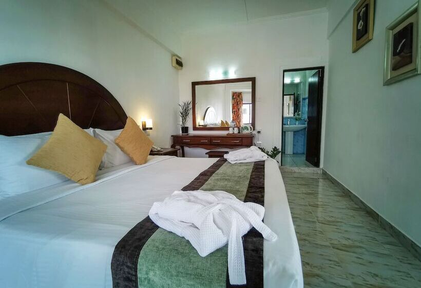 Fotos del hotel Camelot Beach:  5