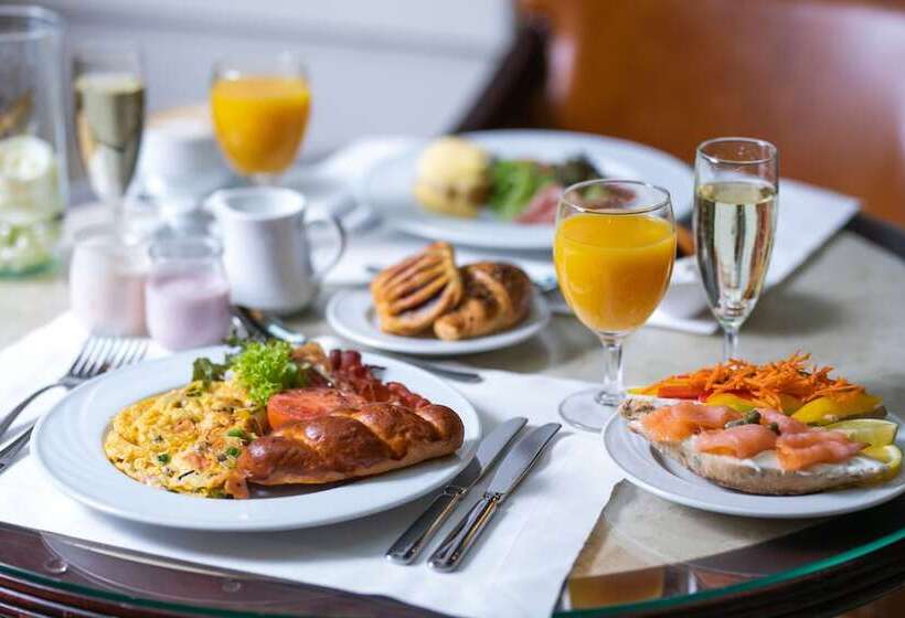 Fotos del hotel Corinthia Budapest:  9