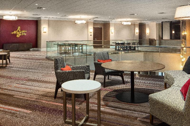 Hotel Crowne Plaza Dallas Market Center, An Ihg