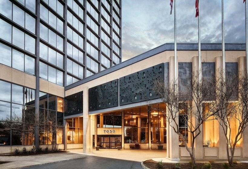 هتل Crowne Plaza Dallas Love Field   Med Area, An Ihg