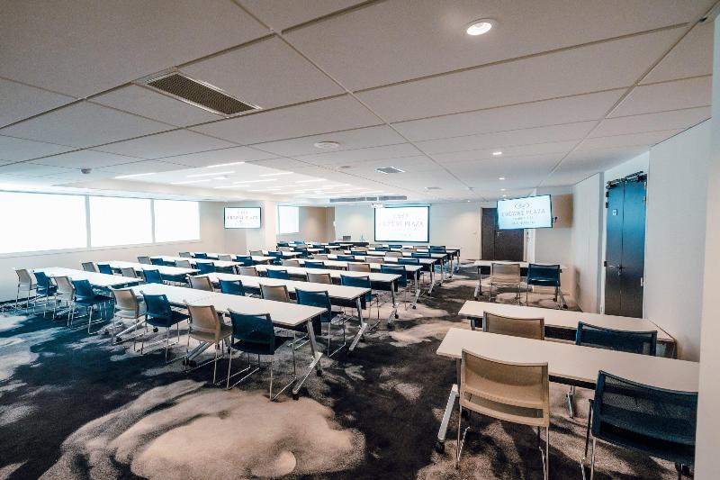 هتل Hilton Lille