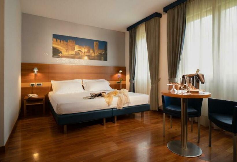 Fotos del hotel Fiera:  29 Fotos del hotel Fiera:  29