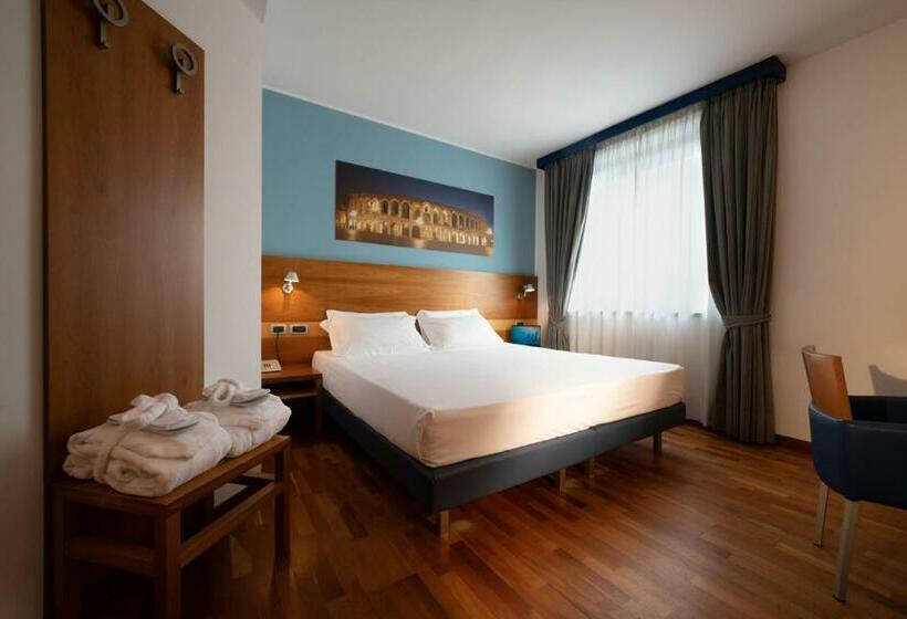 Fotos del hotel Fiera:  35 Fotos del hotel Fiera:  35