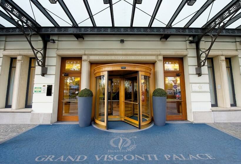 Grand Visconti Palace