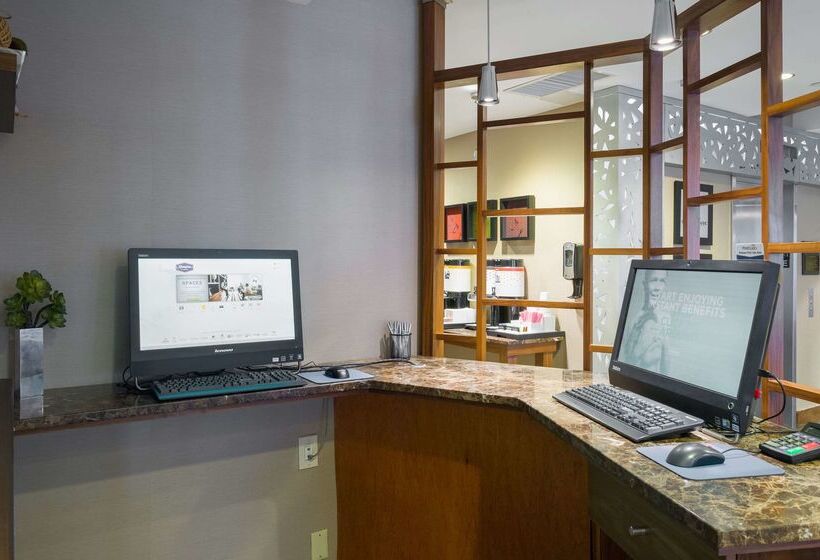 هتل Hampton Inn Manhattan Chelsea