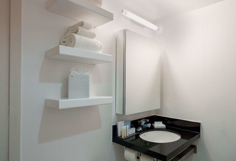 هتل Hampton Inn Manhattan Chelsea
