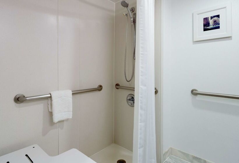 هتل Hampton Inn Manhattan Chelsea