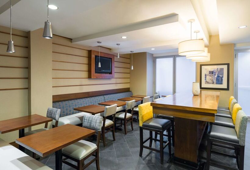 هتل Hampton Inn Manhattan Chelsea
