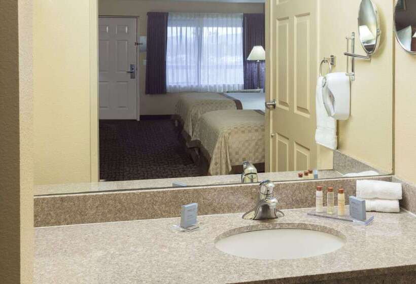 هتل Hawthorn Suites By Wyndham Napa Valley
