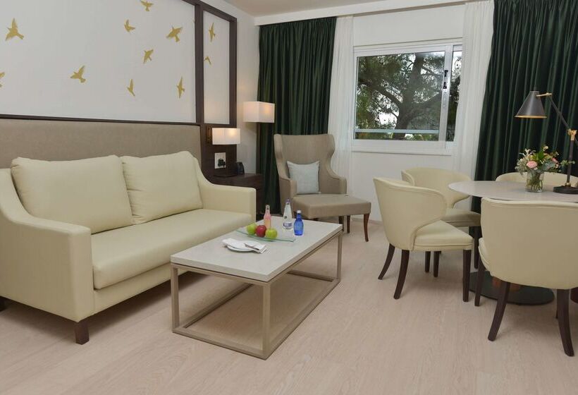 هتل Hilton Nicosia