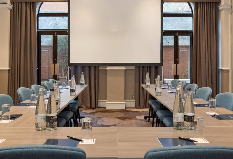 هتل Hilton York