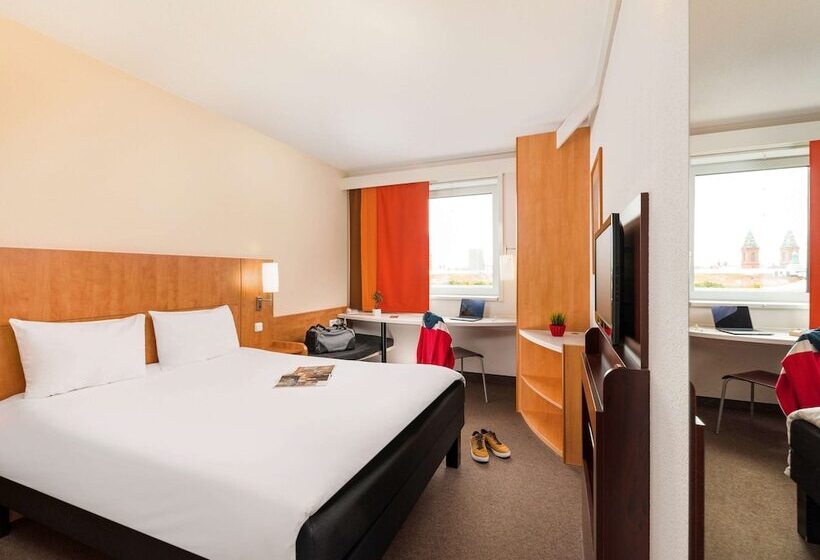 Fotos del hotel Ibis Praha Mala Strana:  3
