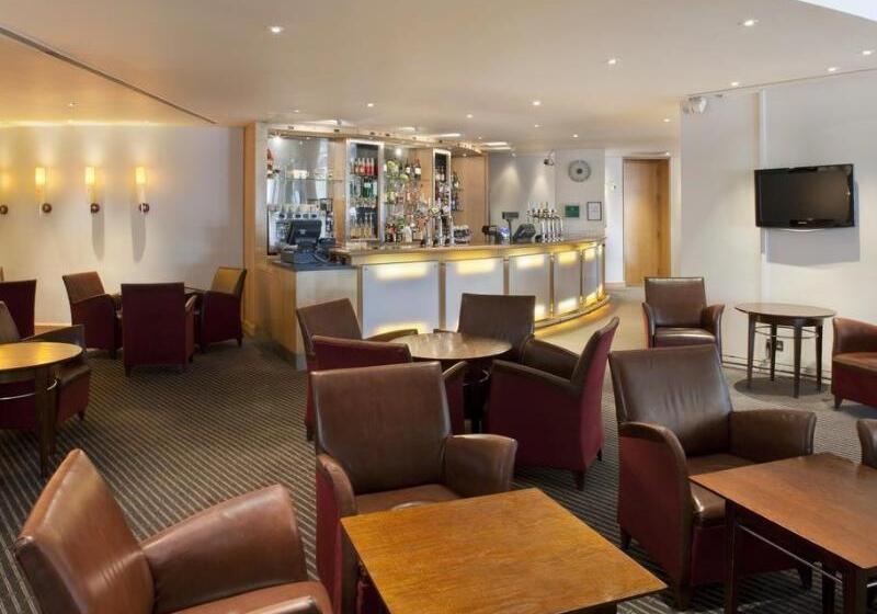 هتل Best Western London Heathrow Ariel