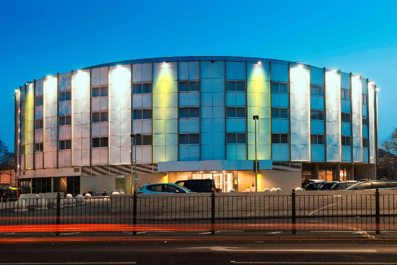 هتل Best Western London Heathrow Ariel