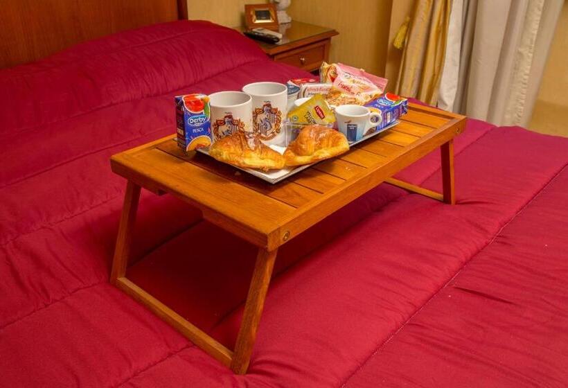 Fotos del hotel Luxury Rooms H 2000 Roma:  74