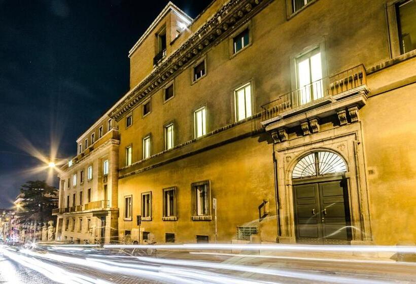 Fotos del hotel Luxury Rooms H 2000 Roma:  28