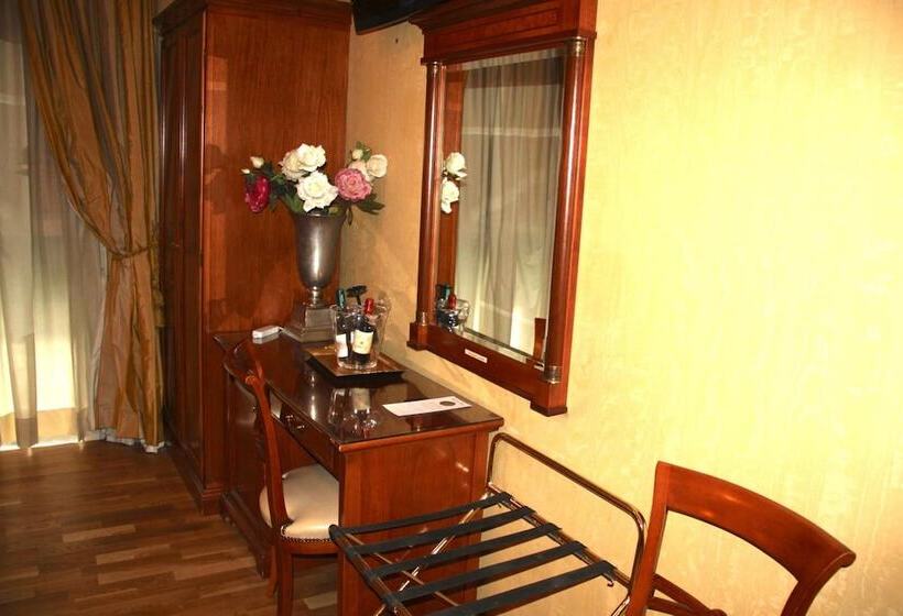 Fotos del hotel Luxury Rooms H 2000 Roma:  64