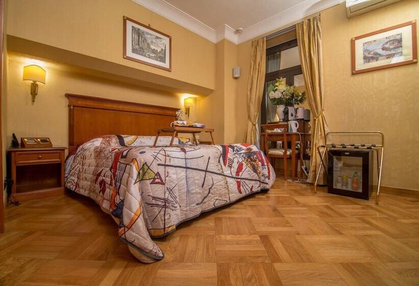 Fotos del hotel Luxury Rooms H 2000 Roma:  12