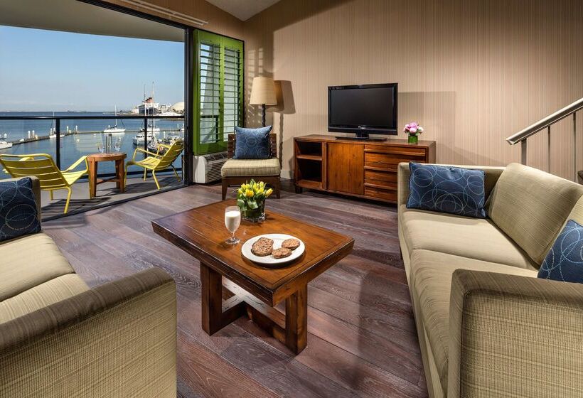 酒店 Maya   A Doubletree By Hilton