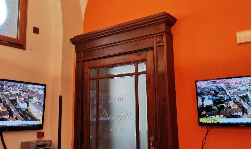 Fotos del hotel Neapolis:  9