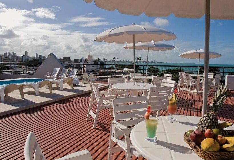 Отель Manos Royal