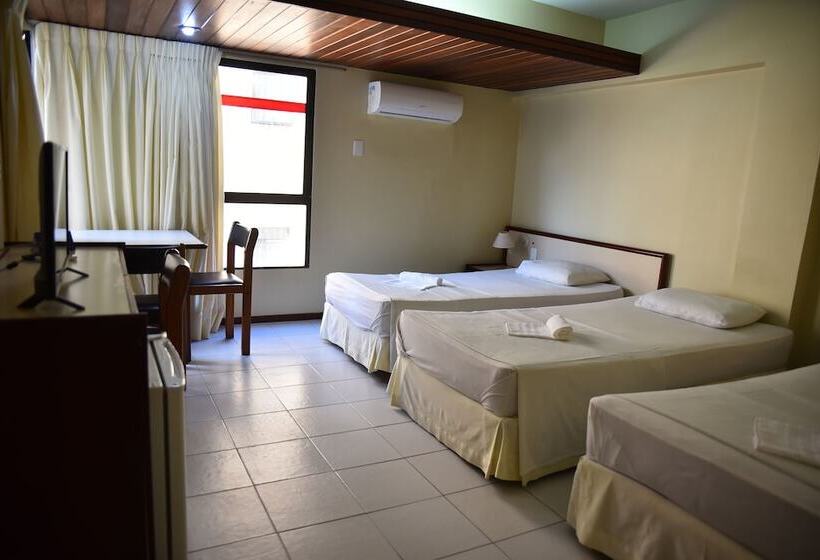 בית מלון כפרי Manos Royal