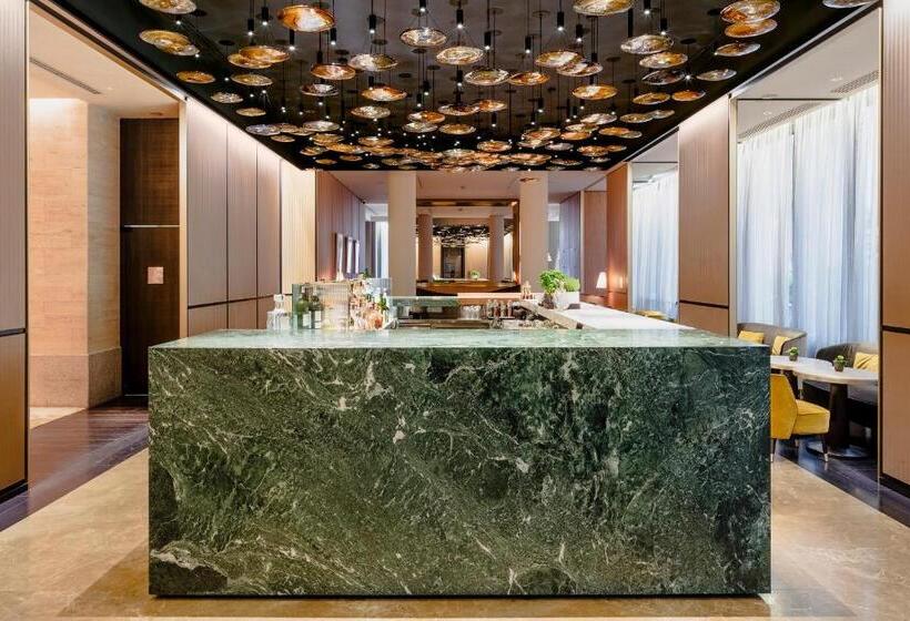 هتل Park Hyatt Milan