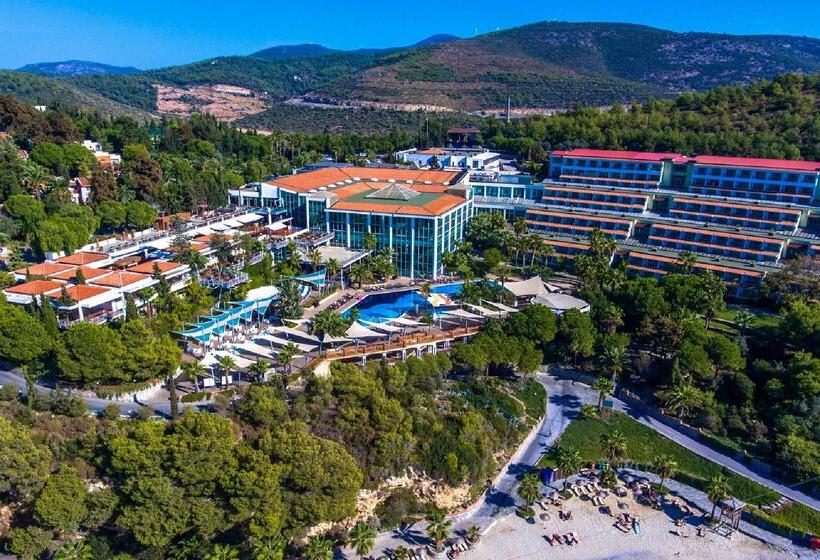 Hotel Pine Bay Holiday Resort