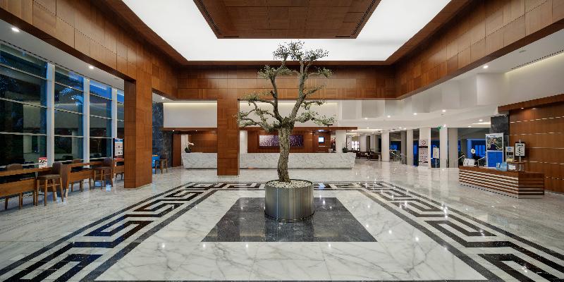 هتل Pine Bay Holiday Resort