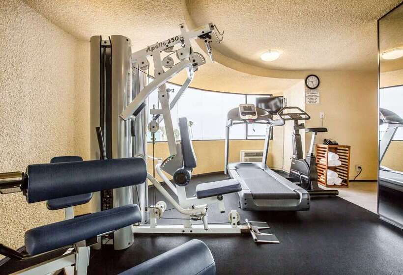 هتل Quality Inn & Suites Hermosa Beach