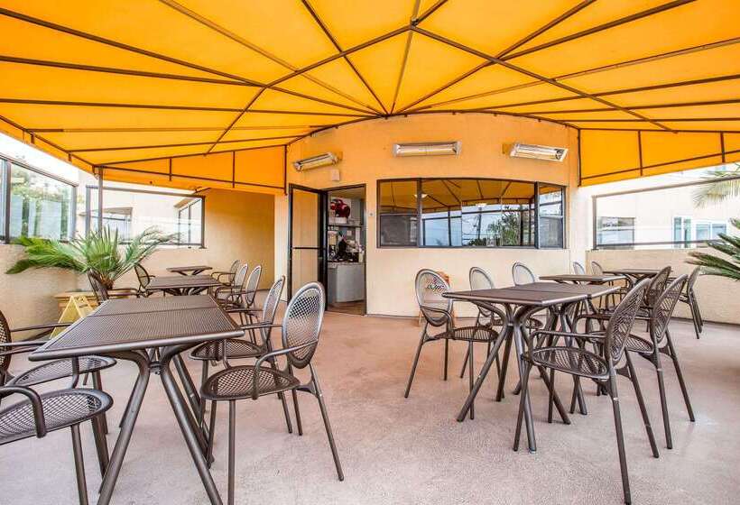 هتل Quality Inn & Suites Hermosa Beach