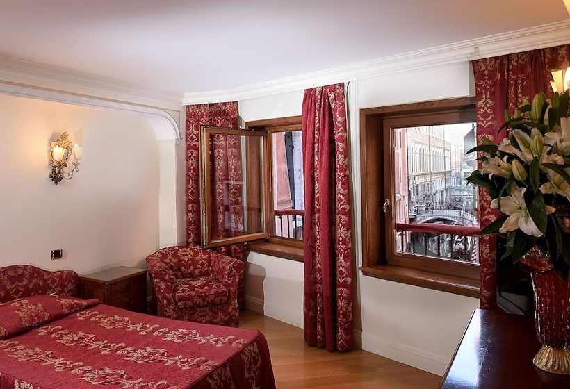 Fotos del hotel Suites Torre Dell Orologio:  23