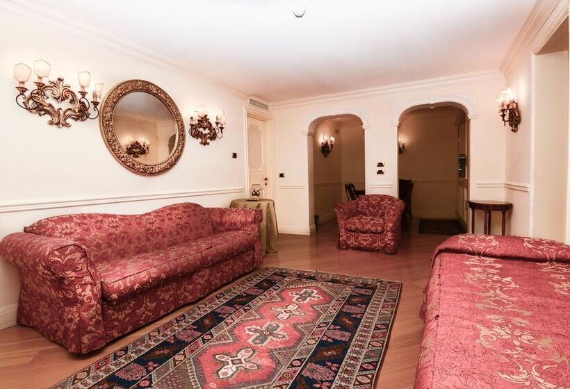 Fotos del hotel Suites Torre Dell Orologio:  27