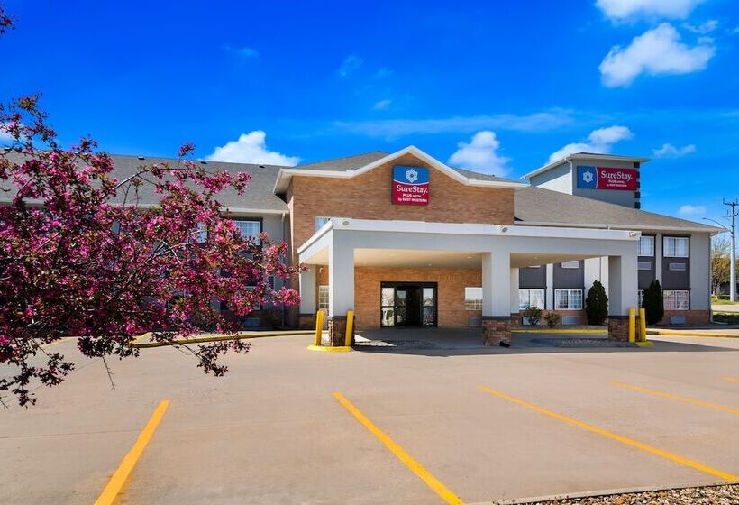 هتل Surestay Plus  By Best Western Topeka Northwest