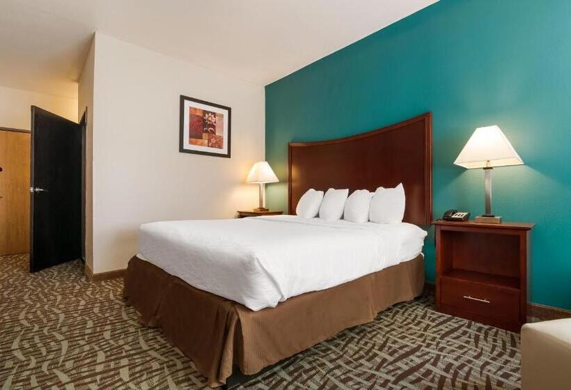 Surestay Plus Hotel By Best Western Topeka