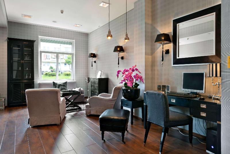 هتل Tryp By Wyndham Luebeck Aquamarin