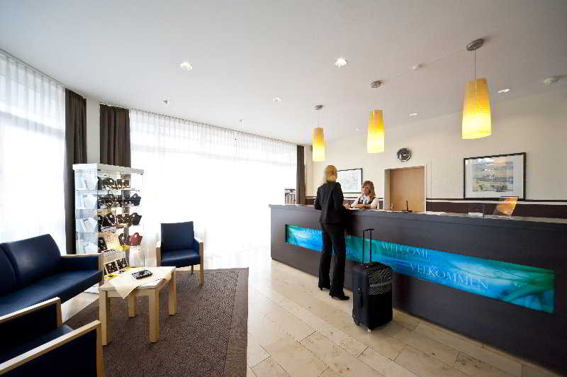 هتل Tryp By Wyndham Luebeck Aquamarin